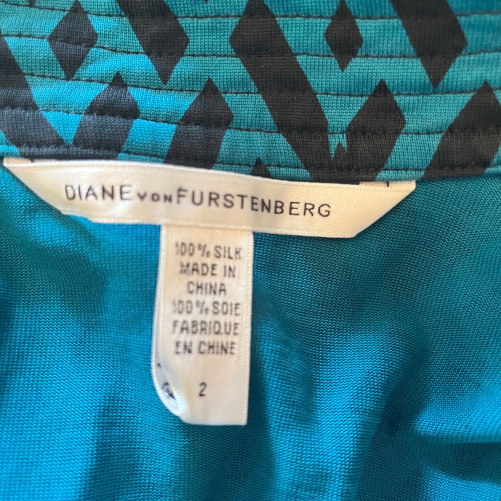 Dvf Wrap Dress - image 5